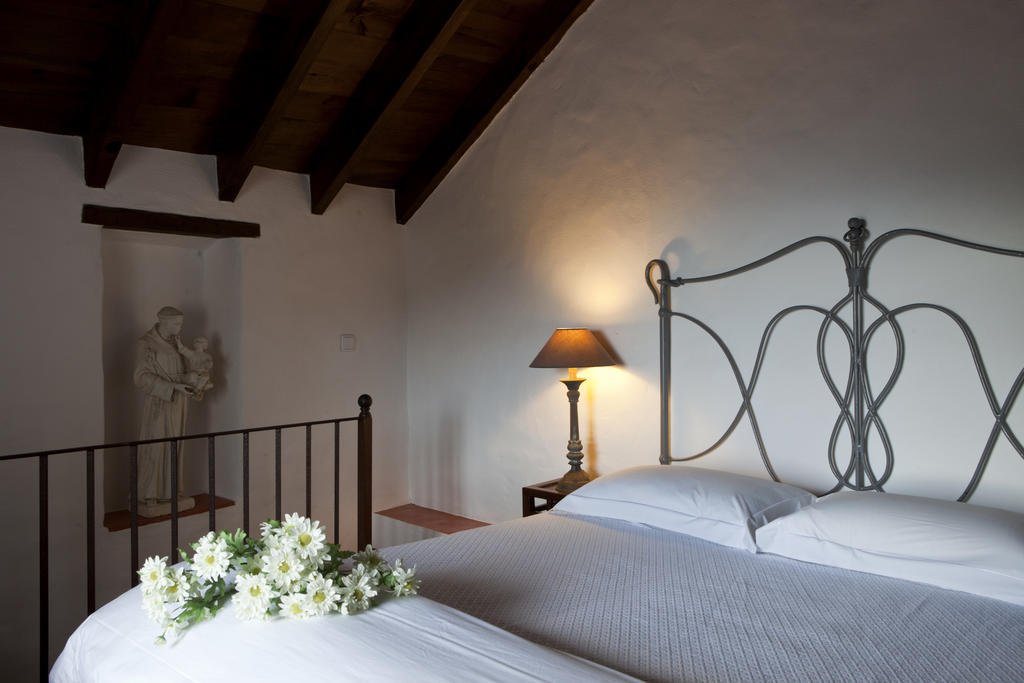 Convento Sao Saturnino Hotell Colares Rom bilde